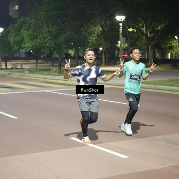 Runner Photo 6574702