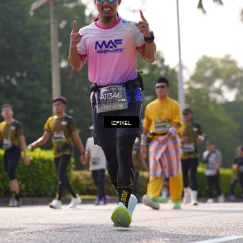 Runner Photo 6574703