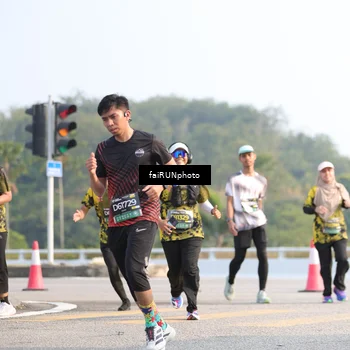 Runner Photo 6574709