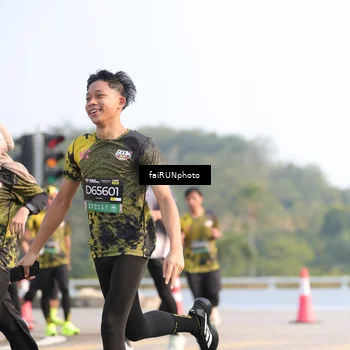 Runner Photo 6574710