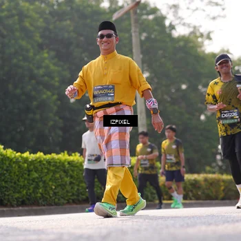 Runner Photo 6574714
