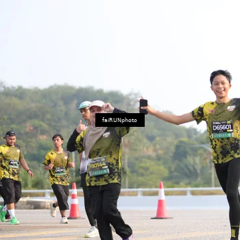 Runner Photo 6574715
