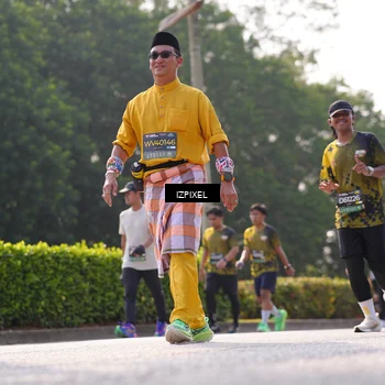 Runner Photo 6574722