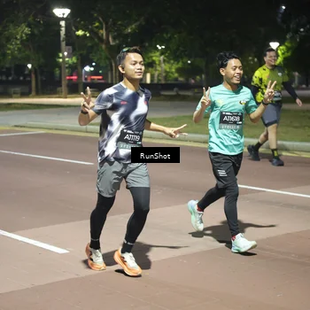 Runner Photo 6574738