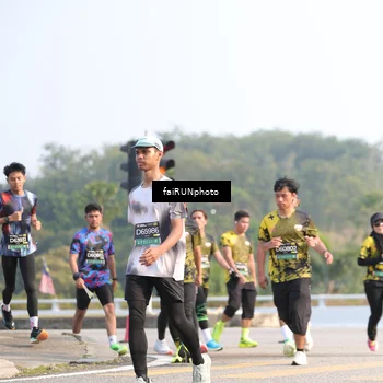 Runner Photo 6574758