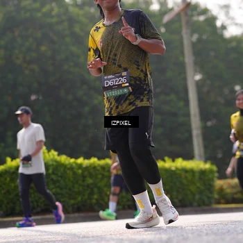 Runner Photo 6574774