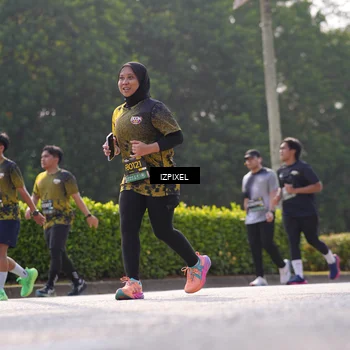 Runner Photo 6574794