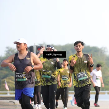 Runner Photo 6574911