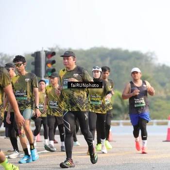 Runner Photo 6574974