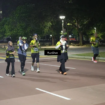 Runner Photo 6575023