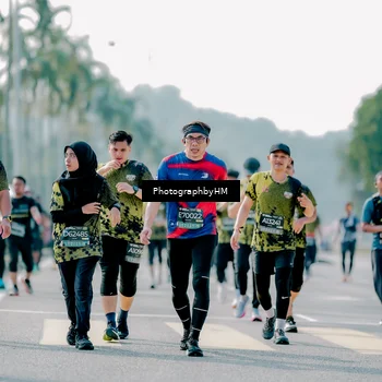 Runner Photo 6575031