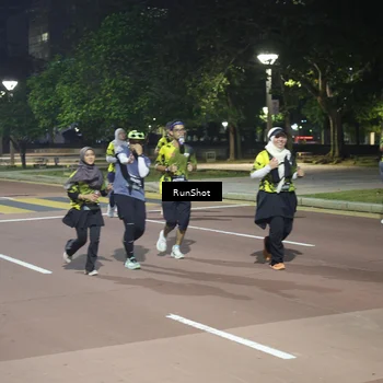 Runner Photo 6575033