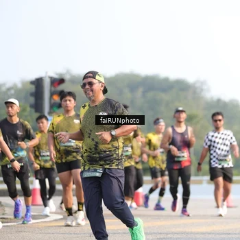 Runner Photo 6575039