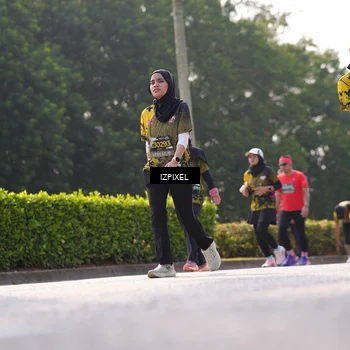Runner Photo 6575057