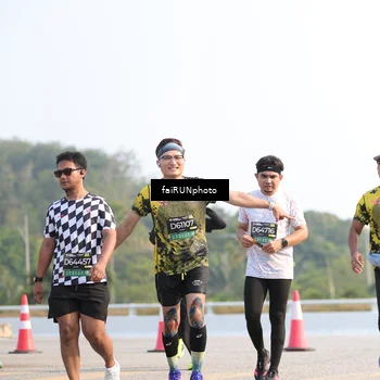 Runner Photo 6575059