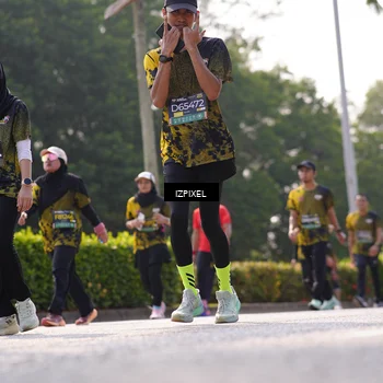 Runner Photo 6575098