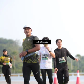 Runner Photo 6575140