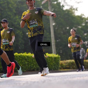 Runner Photo 6575198