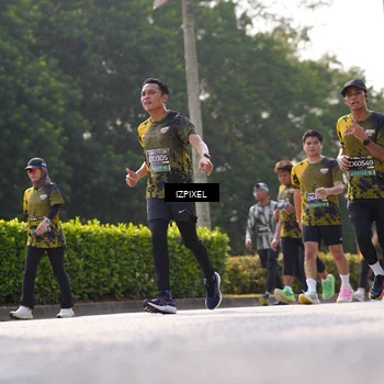 Runner Photo 6575211