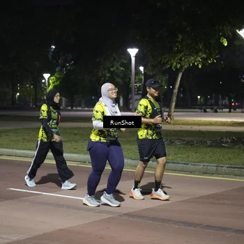 Runner Photo 6575213