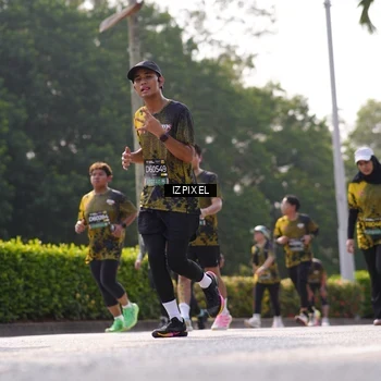Runner Photo 6575225
