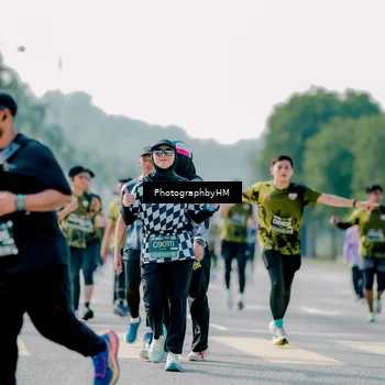 Runner Photo 6575272