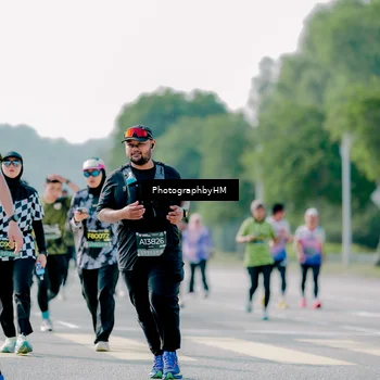 Runner Photo 6575315