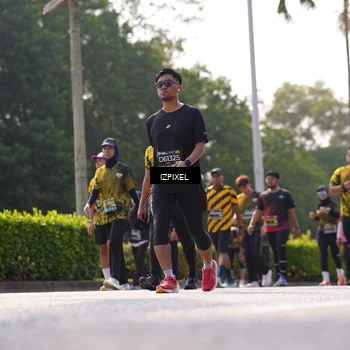 Runner Photo 6575360