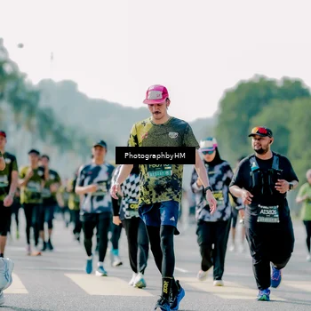 Runner Photo 6575385