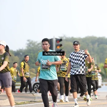 Runner Photo 6575470