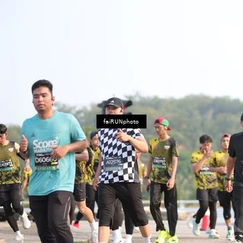 Runner Photo 6575511