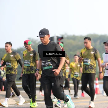 Runner Photo 6575542