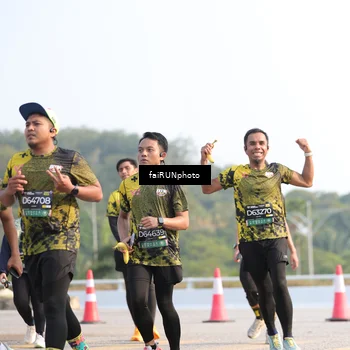 Runner Photo 6575711