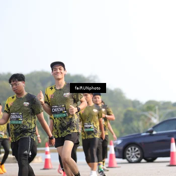Runner Photo 6575715