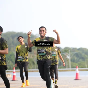 Runner Photo 6575758