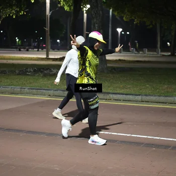 Runner Photo 6575772