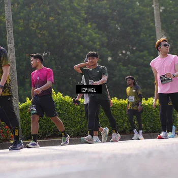 Runner Photo 6575785