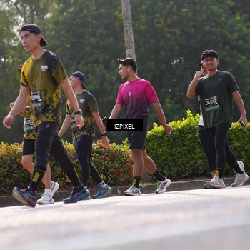 Runner Photo 6575806