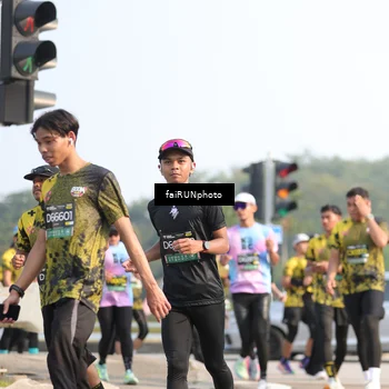 Runner Photo 6575810