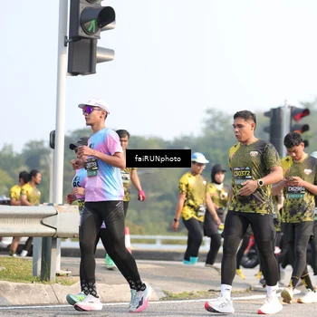 Runner Photo 6575890