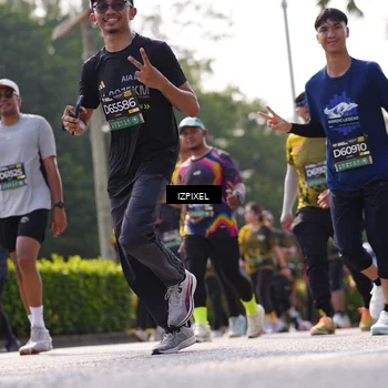 Runner Photo 6575928