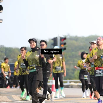 Runner Photo 6576009