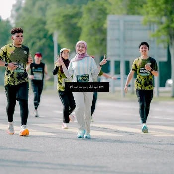 Runner Photo 6576034