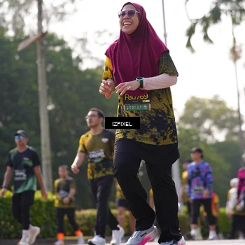 Runner Photo 6576075