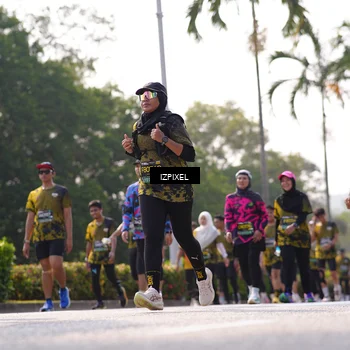 Runner Photo 6576093