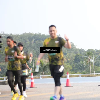 Runner Photo 6576095