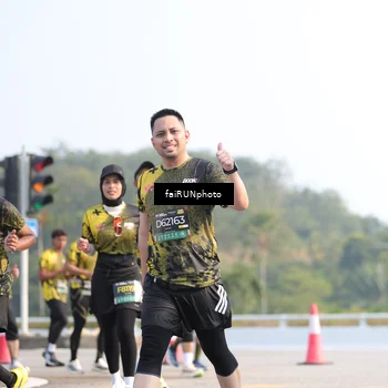 Runner Photo 6576099