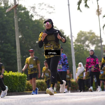 Runner Photo 6576123