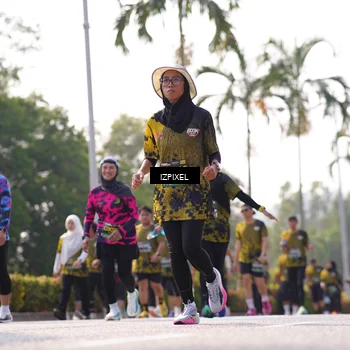 Runner Photo 6576129