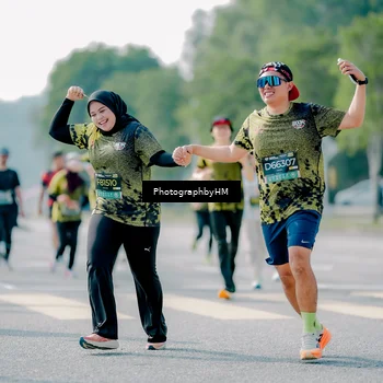 Runner Photo 6576135